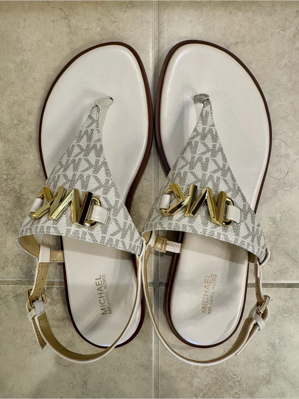 Michael Kors Reed Flat Thong Sandals Vanilla Gold Size 9 NWOT